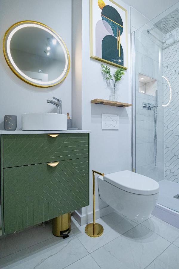 The Green Home - Quiet And Fully Equipped High-End Studio With Parking Courcouronnes 외부 사진