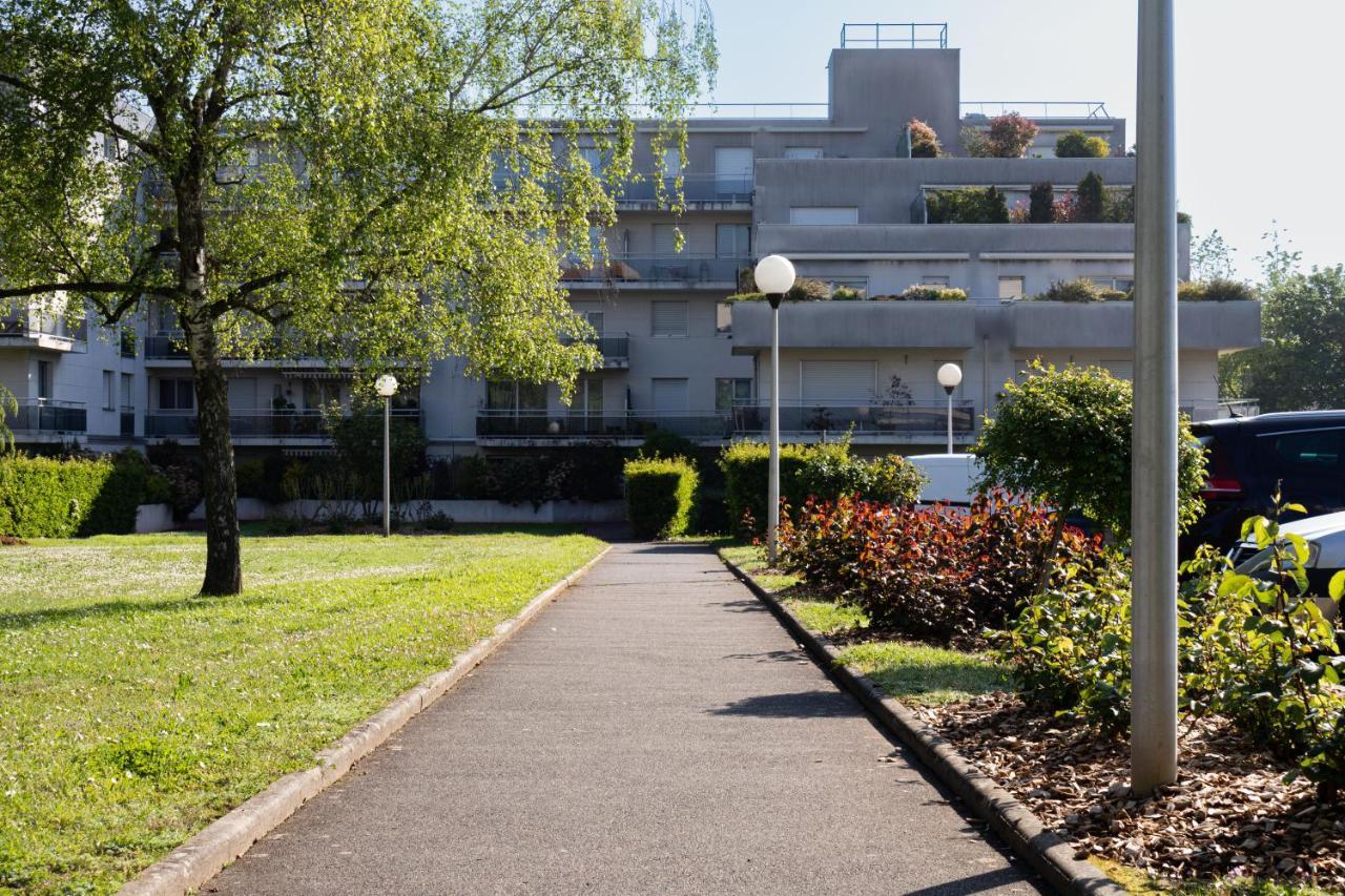 The Green Home - Quiet And Fully Equipped High-End Studio With Parking Courcouronnes 외부 사진